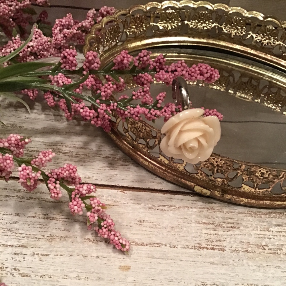 #119 Rose Ring - Picture 2 of 4